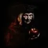 The Old Witch and the Apple